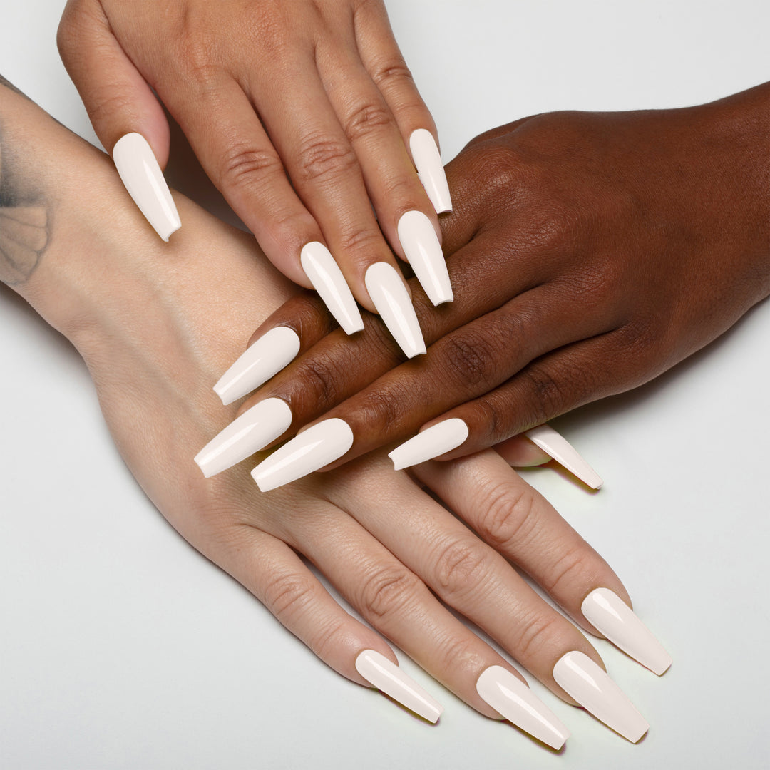 Aprés Gel Couleur HEMA &amp; TPO-free 310 Organic Eggshell - on nails