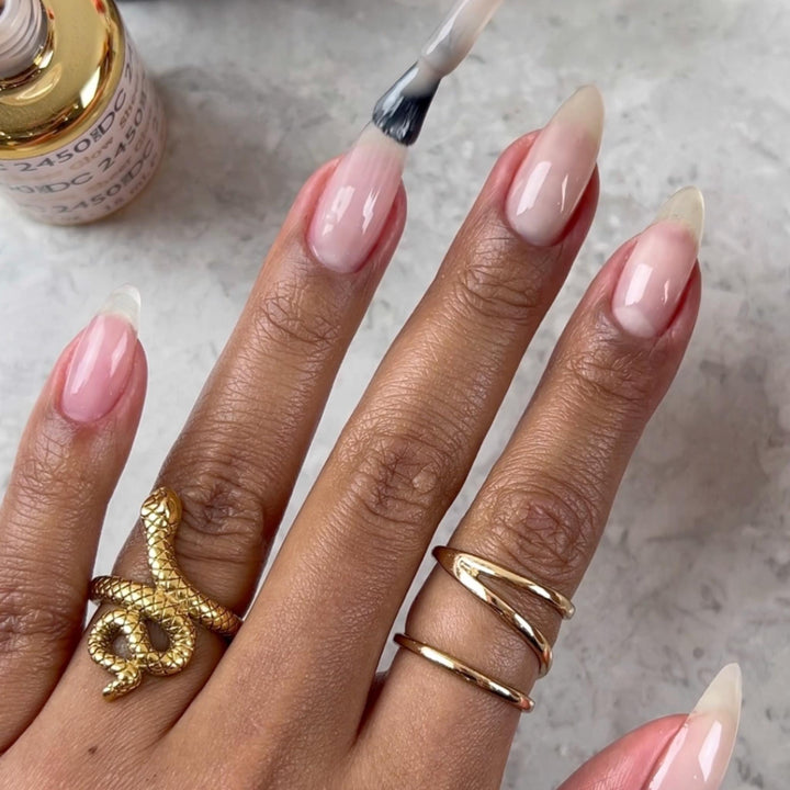 DC DUO GEL MATCHING COLOR 2450 Sheer Glow