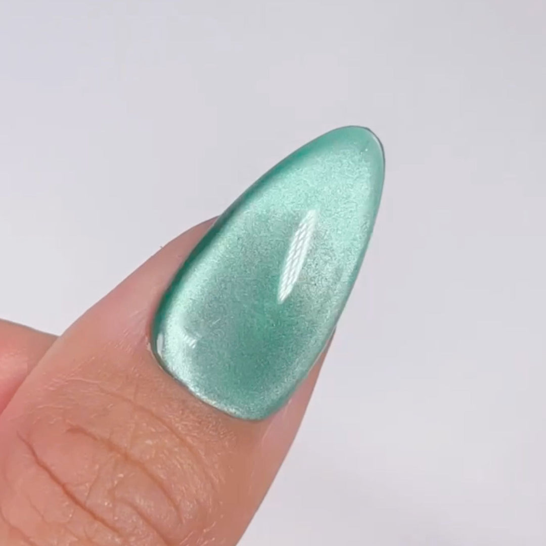 DIVA 9D Mắt Mèo Thủy Tinh 