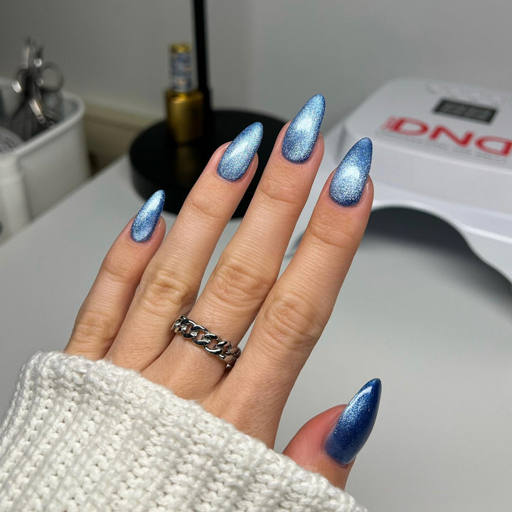 DIVA 9D Cat Eye Glassball #23 - Catnip Craze