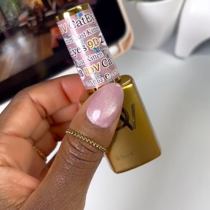 Kính Mắt Mèo DIVA 9D 