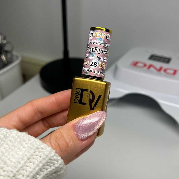 Kính Mắt Mèo DIVA 9D 