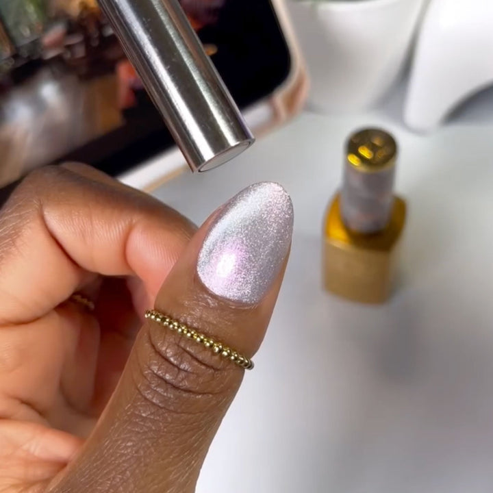 DIVA 9D Cat Eye Glassball 