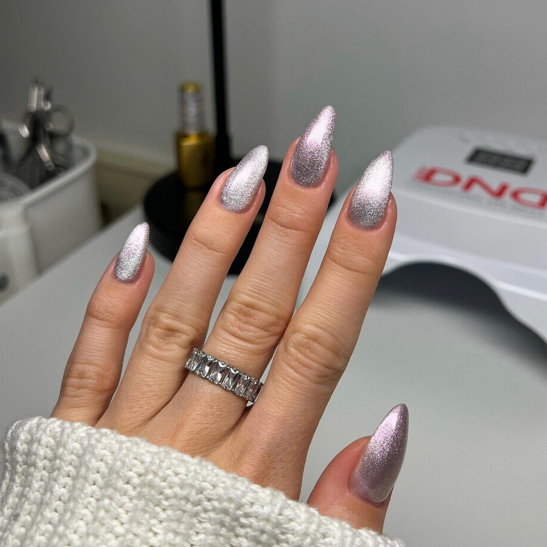 DIVA 9D Cat Eye Glassball 