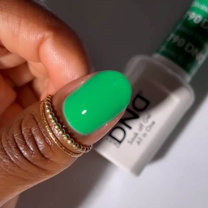 DND DUO GEL MATCHING COLOR (701-799)