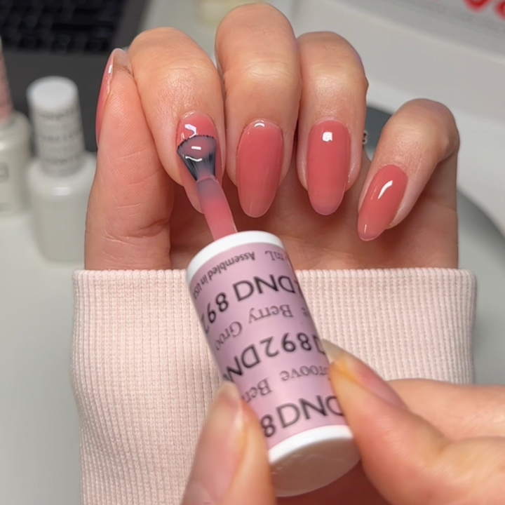 DND Gel Polish Only (801-899)