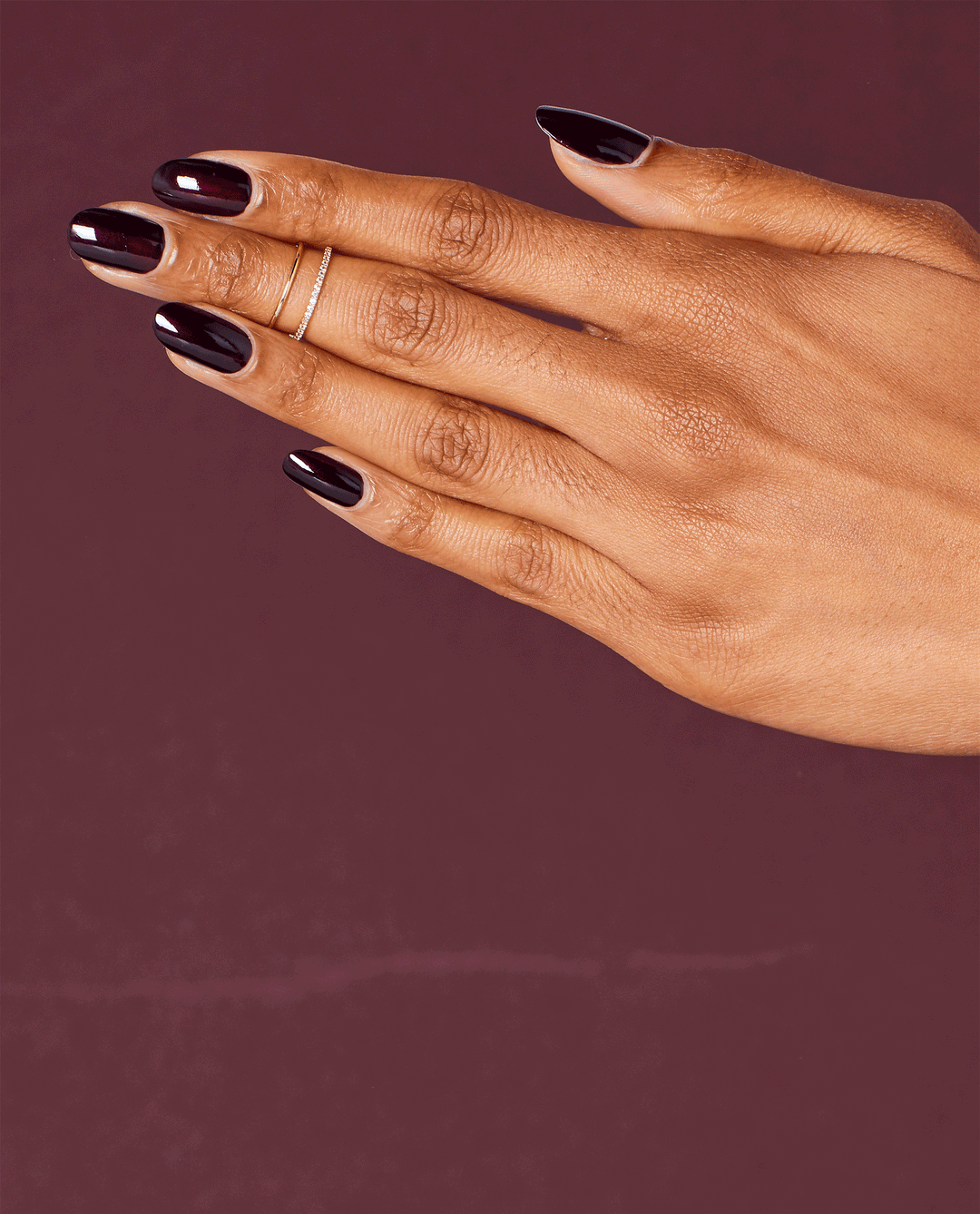 Sơn gel OPI - GC I43 Black Cherry Chutney