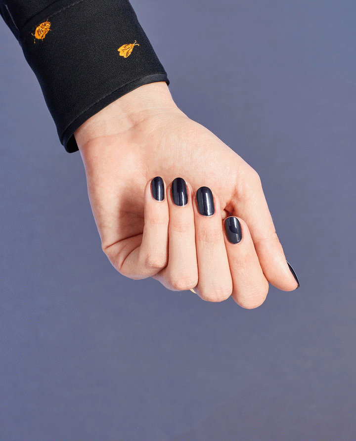Sơn Móng Tay OPI - NL B60 Light My Sapphire