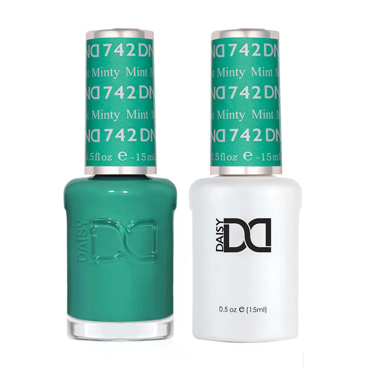 DND Duo 742 Minty Mint, gel polish and matching nail lacquer bottles