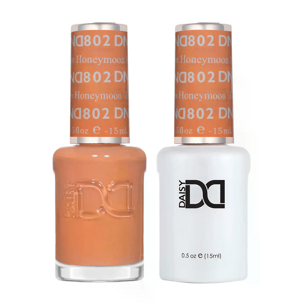 DND Duo 802 Honeymoon, gel polish and matching nail lacquer bottles