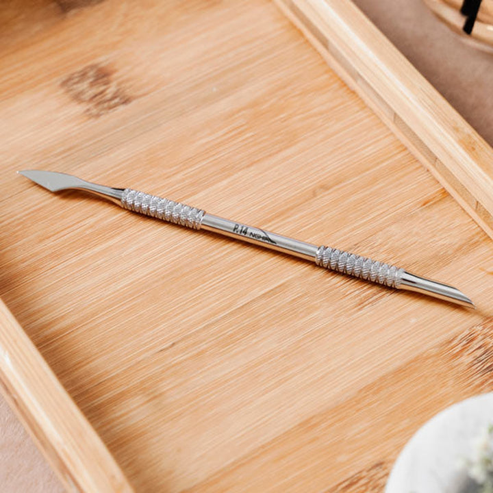 NGHIA P-14 cuticle pusher in use