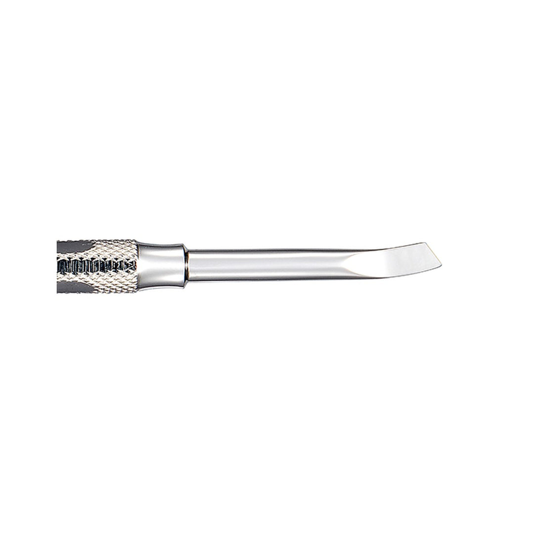 NGHIA S-512 cuticle pusher close-up details