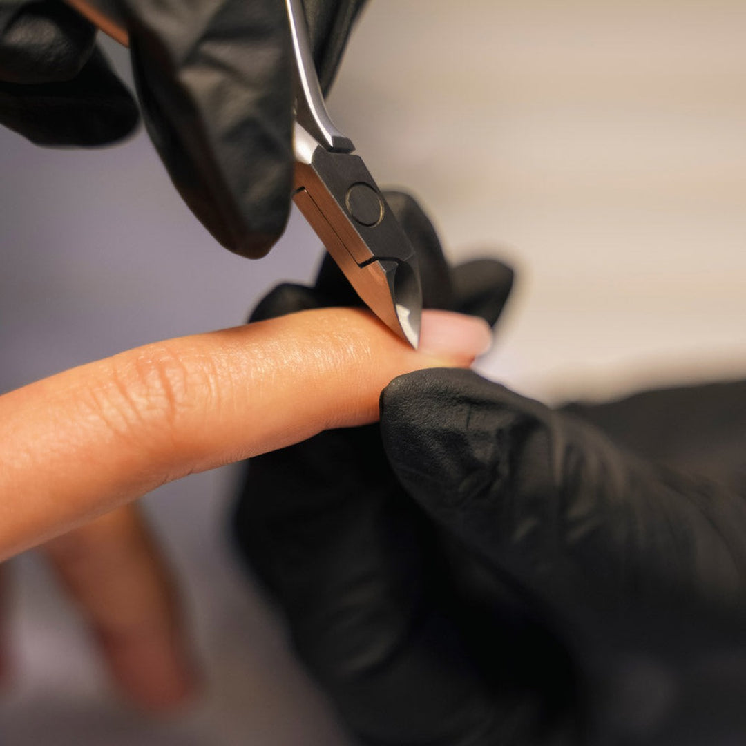 NGHIA D-03 cuticle nipper in use