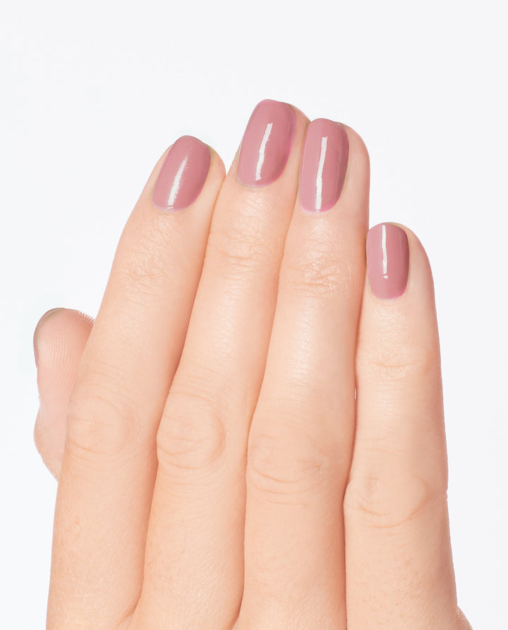 OPI Nail Lacquer - NL H001 Suzi Calls the Paparazzi